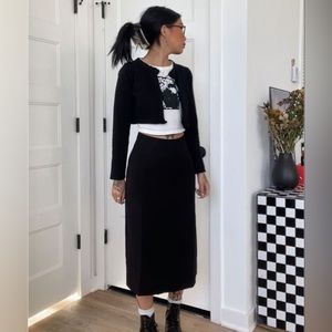Black pencil skirt (midi/maxi)
